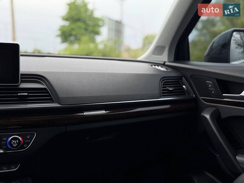 Внедорожник / Кроссовер Audi Q5 2019 в Кривом Роге