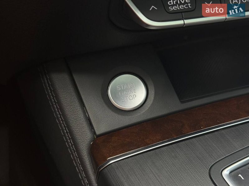 Внедорожник / Кроссовер Audi Q5 2019 в Кривом Роге