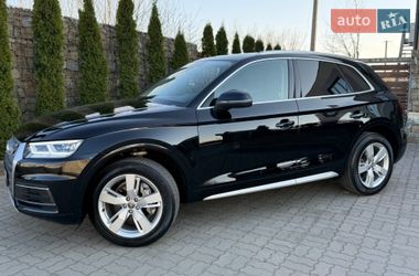 Внедорожник / Кроссовер Audi Q5 2019 в Стрые