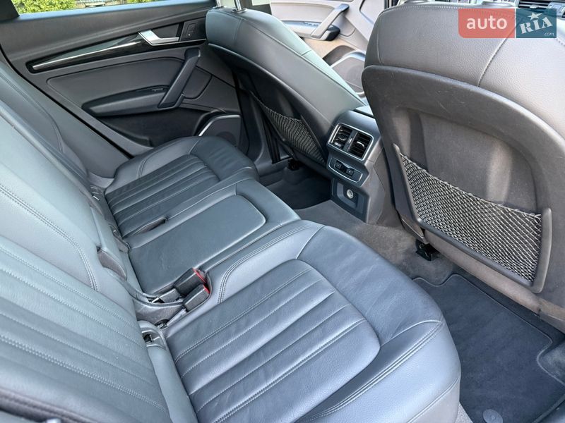 Внедорожник / Кроссовер Audi Q5 2019 в Стрые