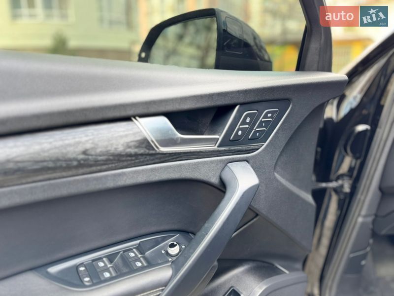 Внедорожник / Кроссовер Audi Q5 2020 в Ивано-Франковске