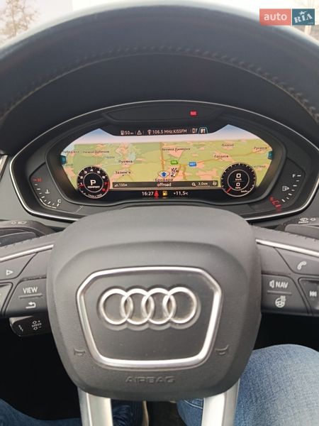 Внедорожник / Кроссовер Audi Q5 2018 в Киеве