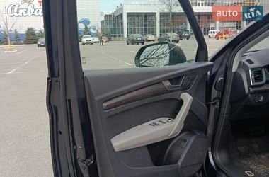 Внедорожник / Кроссовер Audi Q5 2018 в Киеве