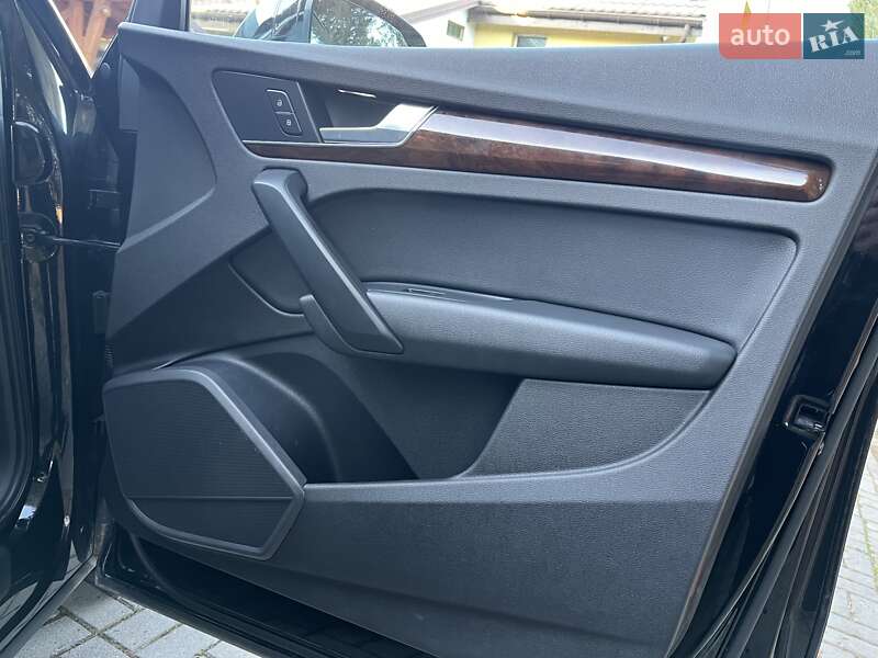 Позашляховик / Кросовер Audi Q5 2017 в Львові фото 26 Позашляховик / Кросовер Audi Q5 2017 в Львові