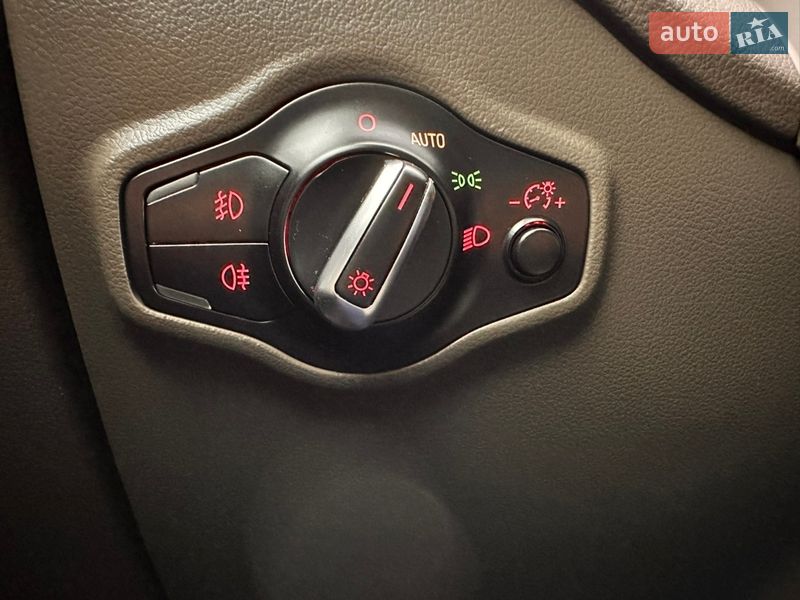 Внедорожник / Кроссовер Audi Q5 2016 в Львове