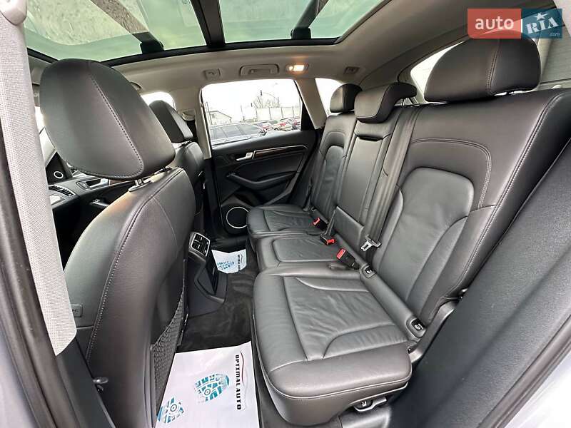 Внедорожник / Кроссовер Audi Q5 2016 в Львове
