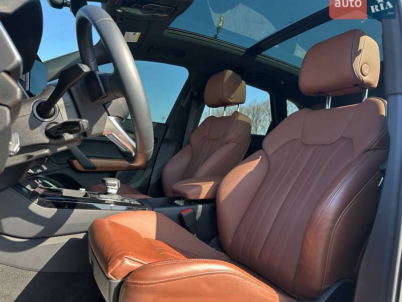 Внедорожник / Кроссовер Audi Q5 2023 в Ивано-Франковске