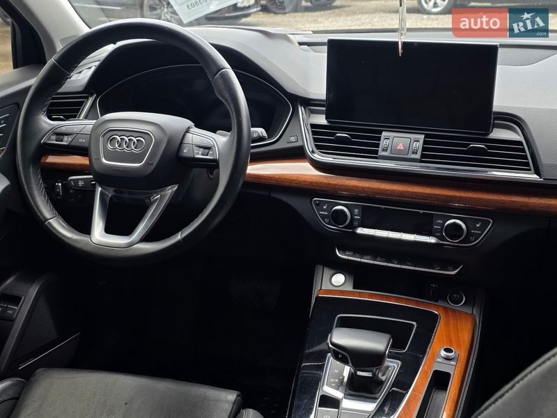 Внедорожник / Кроссовер Audi Q5 2020 в Тернополе