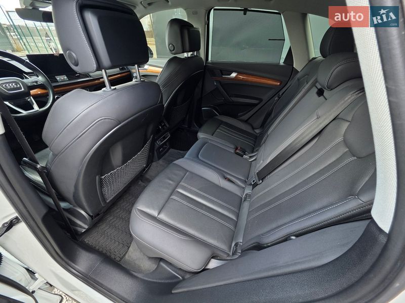Внедорожник / Кроссовер Audi Q5 2020 в Тернополе