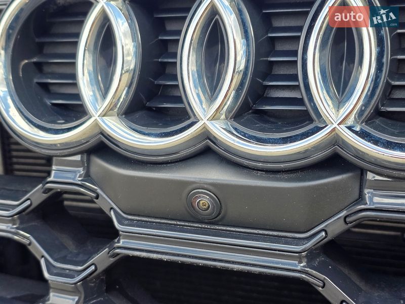 Внедорожник / Кроссовер Audi Q5 2020 в Тернополе