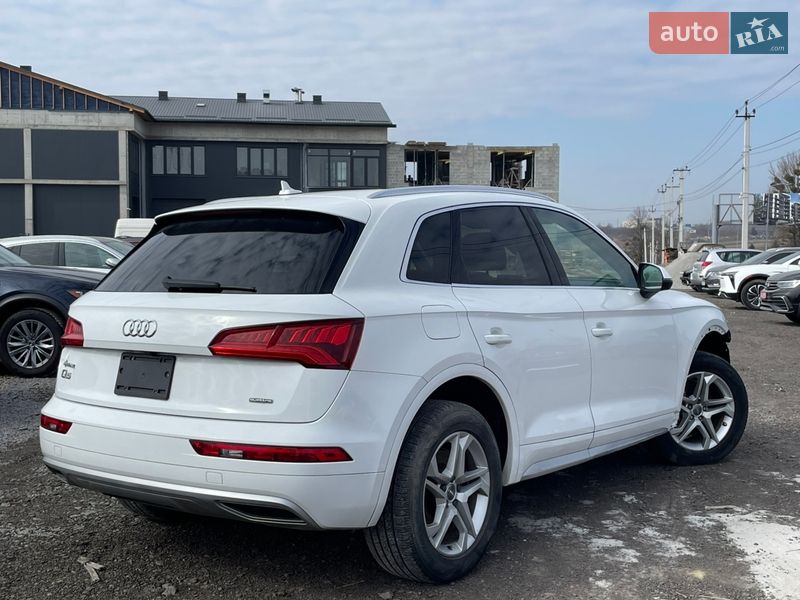 Позашляховик / Кросовер Audi Q5 2019 в Львові фото 4 Позашляховик / Кросовер Audi Q5 2019 в Львові