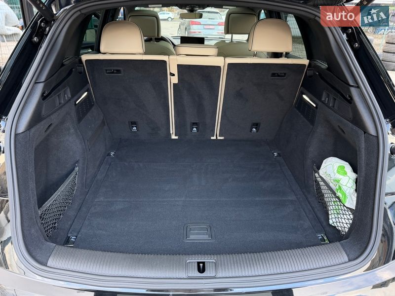 Внедорожник / Кроссовер Audi Q5 2024 в Киеве