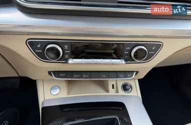 Внедорожник / Кроссовер Audi Q5 2024 в Киеве