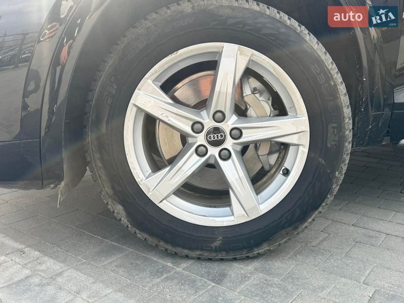 Позашляховик / Кросовер Audi Q5 2020 в Львові