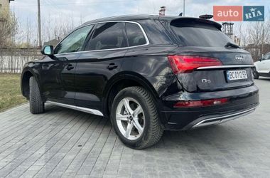 Позашляховик / Кросовер Audi Q5 2020 в Львові