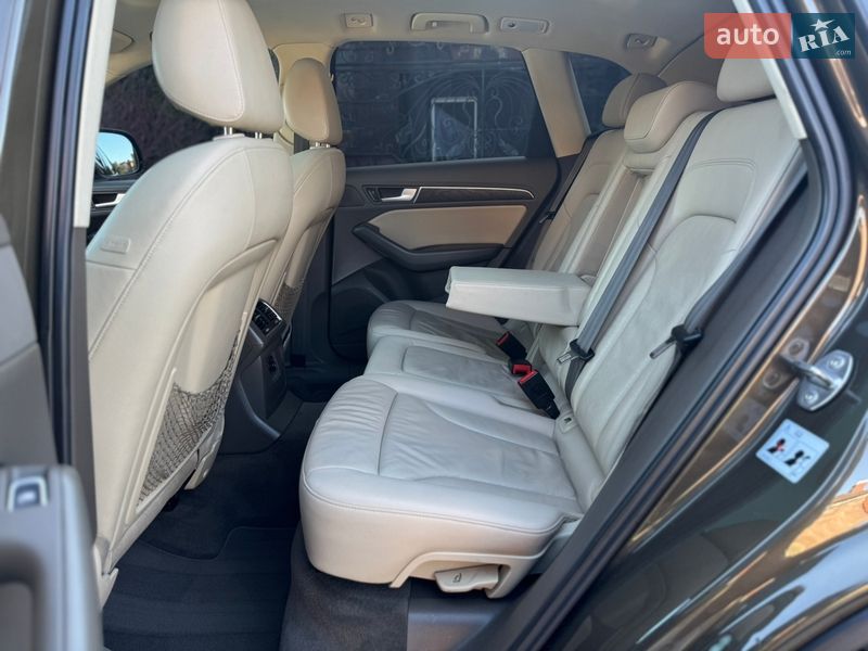 Позашляховик / Кросовер Audi Q5 2015 в Рівному фото 120 Позашляховик / Кросовер Audi Q5 2015 в Рівному