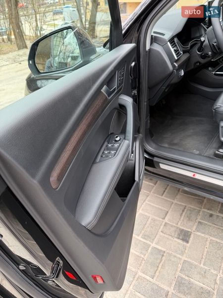 Внедорожник / Кроссовер Audi Q5 2024 в Киеве