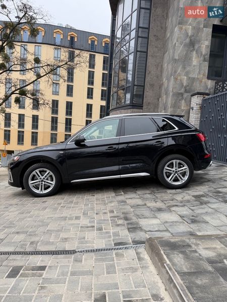 Внедорожник / Кроссовер Audi Q5 2024 в Киеве