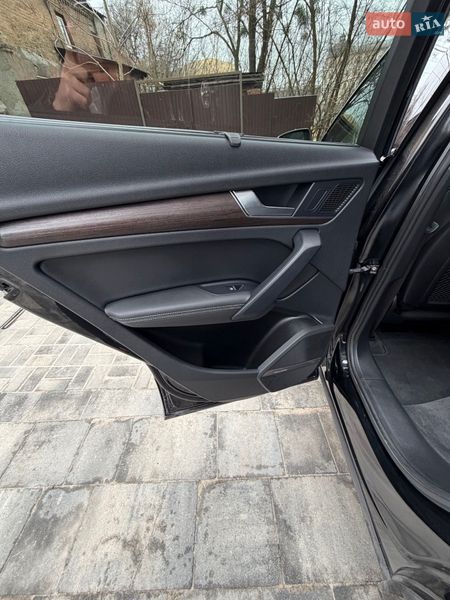 Внедорожник / Кроссовер Audi Q5 2024 в Киеве