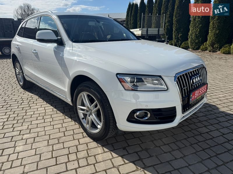 Внедорожник / Кроссовер Audi Q5 2015 в Нововолынске