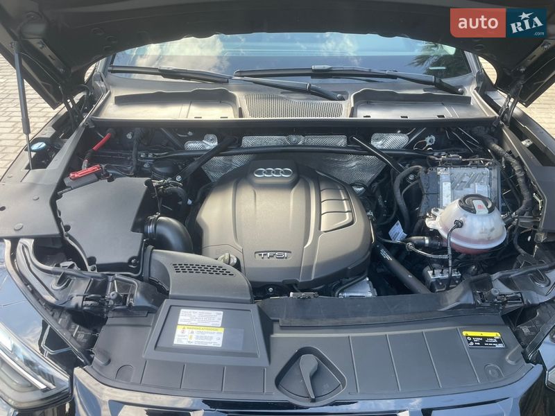 Внедорожник / Кроссовер Audi Q5 2020 в Самборе