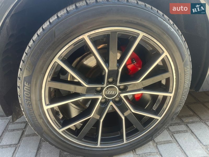 Внедорожник / Кроссовер Audi Q5 2020 в Самборе