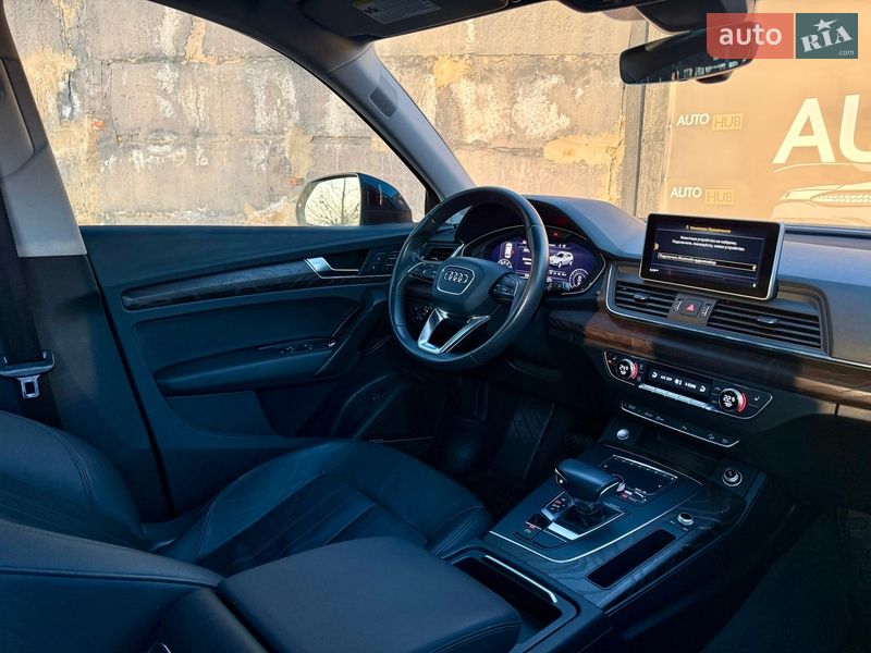 Внедорожник / Кроссовер Audi Q5 2017 в Харькове