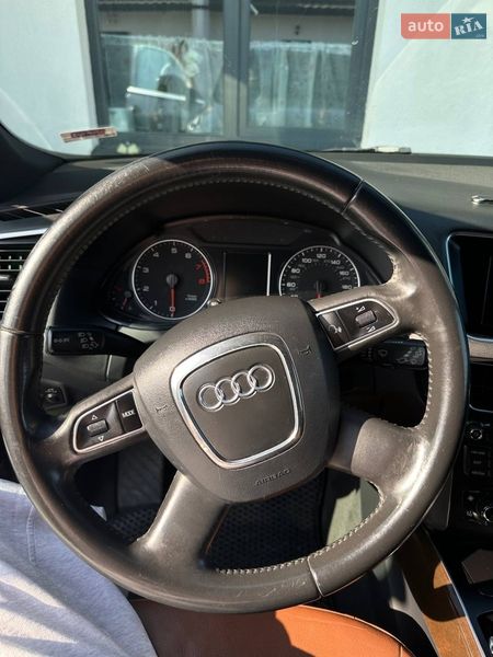 Позашляховик / Кросовер Audi Q5 2010 в Луцьку