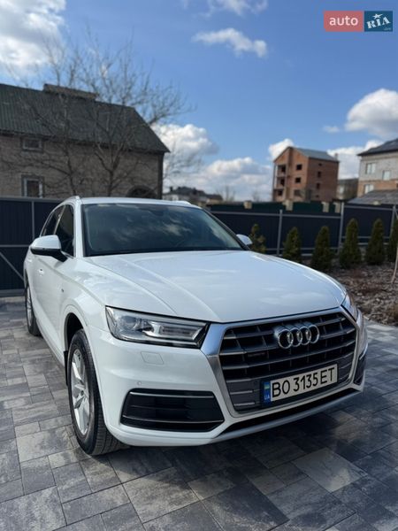 Позашляховик / Кросовер Audi Q5 2019 в Тернополі