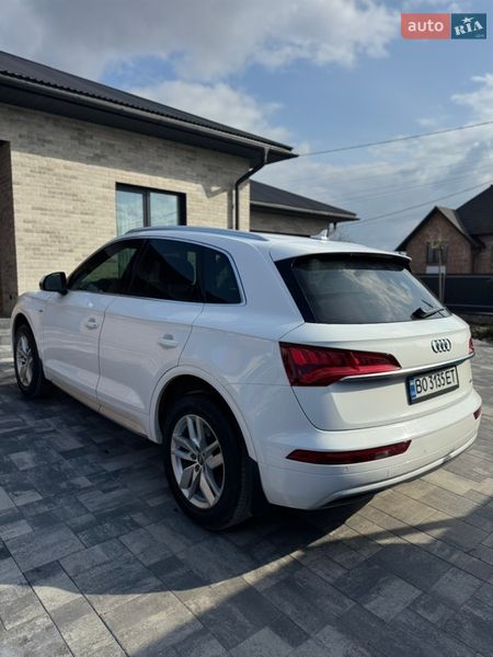 Позашляховик / Кросовер Audi Q5 2019 в Тернополі