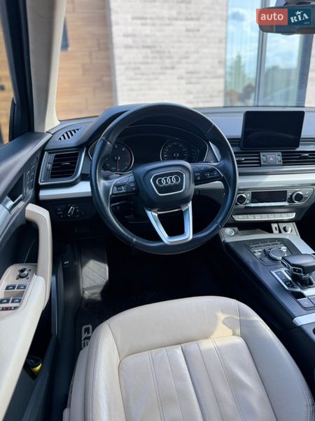 Позашляховик / Кросовер Audi Q5 2019 в Тернополі