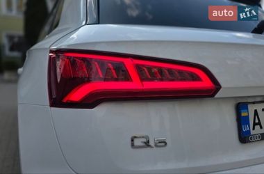 Внедорожник / Кроссовер Audi Q5 2017 в Ивано-Франковске