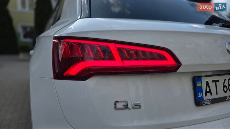Внедорожник / Кроссовер Audi Q5 2017 в Ивано-Франковске