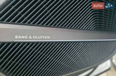 Внедорожник / Кроссовер Audi Q5 2017 в Ивано-Франковске