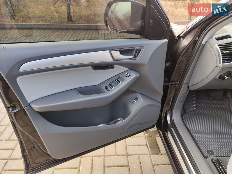 Внедорожник / Кроссовер Audi Q5 2014 в Кременчуге
