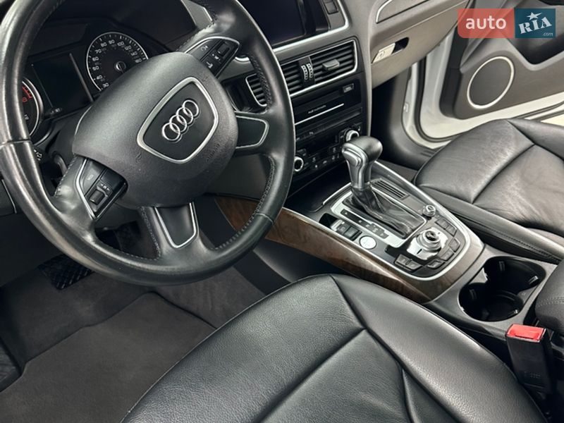 Позашляховик / Кросовер Audi Q5 2016 в Сарнах фото 11 Позашляховик / Кросовер Audi Q5 2016 в Сарнах