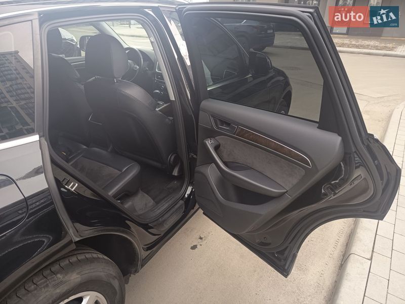 Внедорожник / Кроссовер Audi Q5 2014 в Киеве