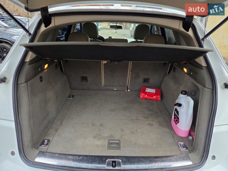 Позашляховик / Кросовер Audi Q5 2011 в Одесі