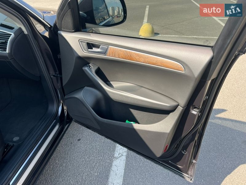 Внедорожник / Кроссовер Audi Q5 2012 в Киеве