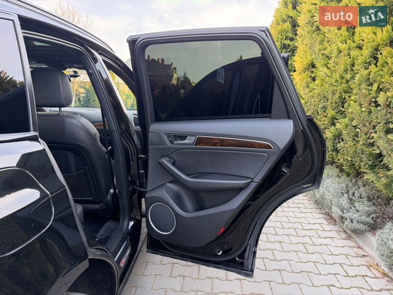 Внедорожник / Кроссовер Audi Q5 2015 в Одессе