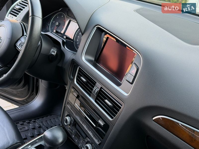 Внедорожник / Кроссовер Audi Q5 2015 в Одессе