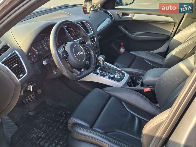 Позашляховик / Кросовер Audi Q5 2016 в Умані