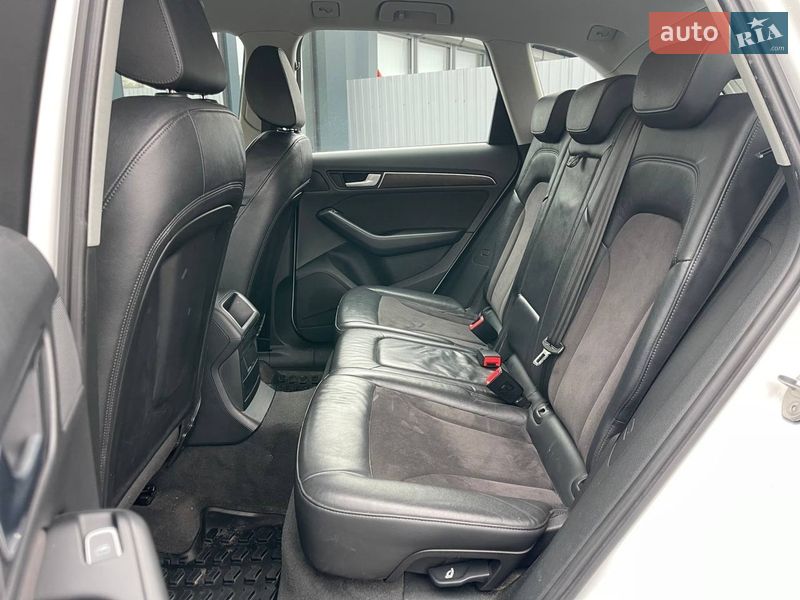 Внедорожник / Кроссовер Audi Q5 2014 в Киеве