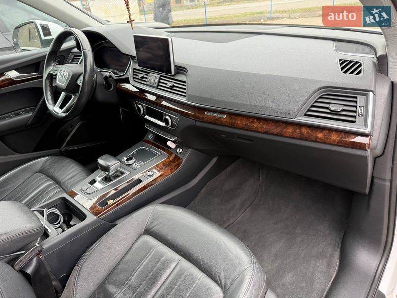 Внедорожник / Кроссовер Audi Q5 2018 в Коломые