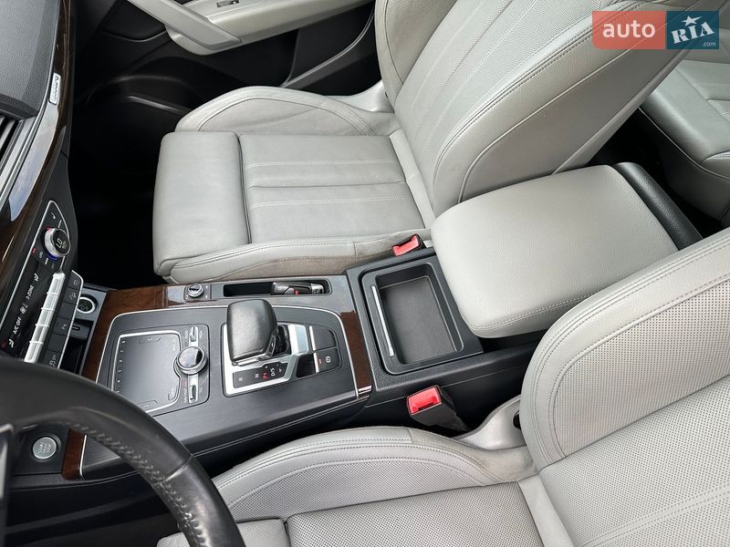 Внедорожник / Кроссовер Audi Q5 2018 в Львове