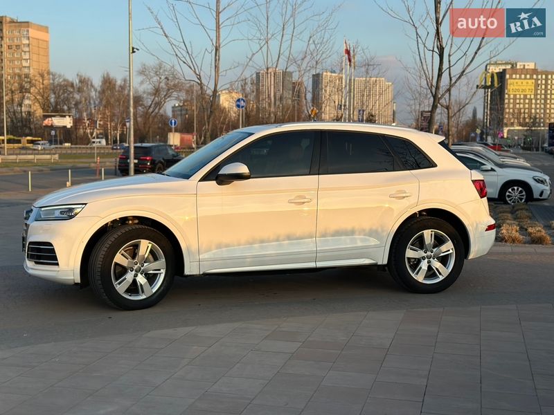 Внедорожник / Кроссовер Audi Q5 2017 в Киеве фото 11 Внедорожник / Кроссовер Audi Q5 2017 в Киеве