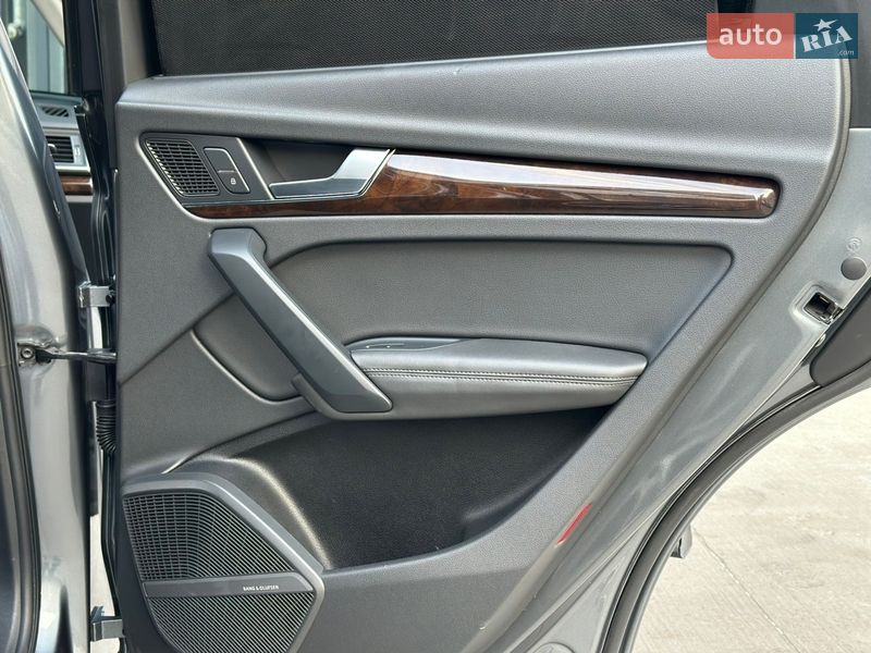 Позашляховик / Кросовер Audi Q5 2019 в Києві фото 50 Позашляховик / Кросовер Audi Q5 2019 в Києві