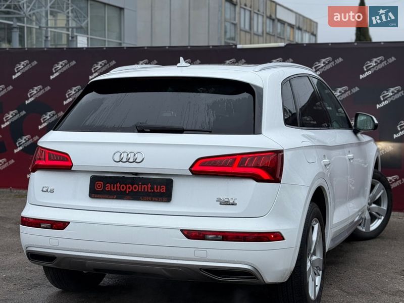 Внедорожник / Кроссовер Audi Q5 2018 в Сумах