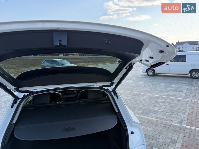 Внедорожник / Кроссовер Audi Q5 2021 в Киеве