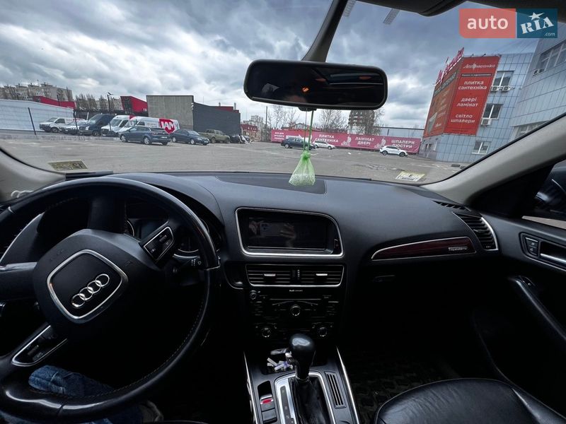 Внедорожник / Кроссовер Audi Q5 2011 в Киеве